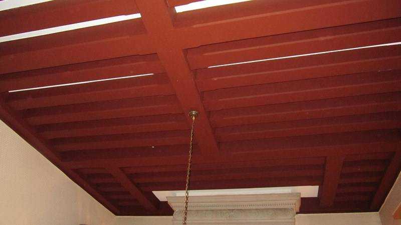 Réalisation peinture en plafond sur bois à Beaulieu-sur-Mer